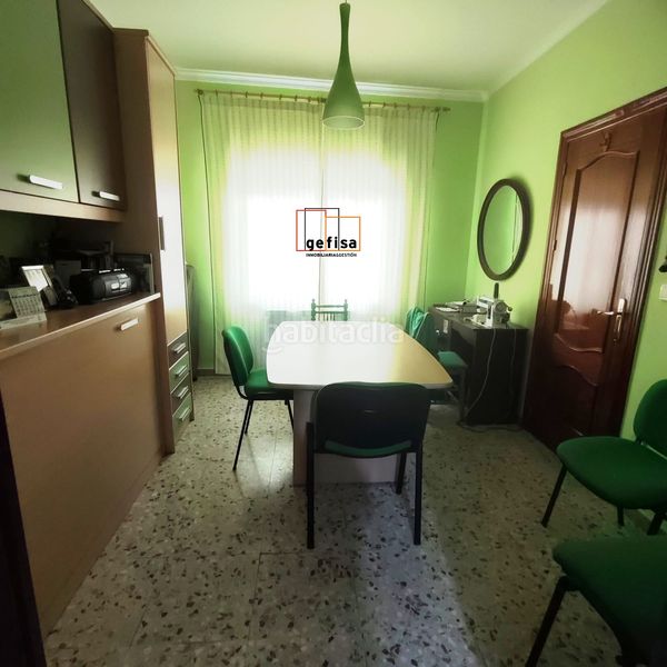 Foto 2b469d2d-2675-4719-a799-35ffdc5e3c12. Casa  en venta en centro salud, 7 dormitorios. en Valdepeñas