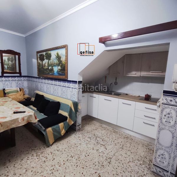 Foto 2cc57371-c764-400b-81a5-69e872f1979a. Casa  en venta en centro salud, 7 dormitorios. en Valdepeñas