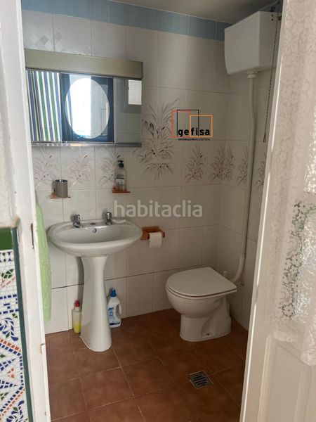 Foto 4598909f-4ea5-43b8-b5bf-681827d04f03. Casa  en venta en centro salud, 7 dormitorios. en Valdepeñas