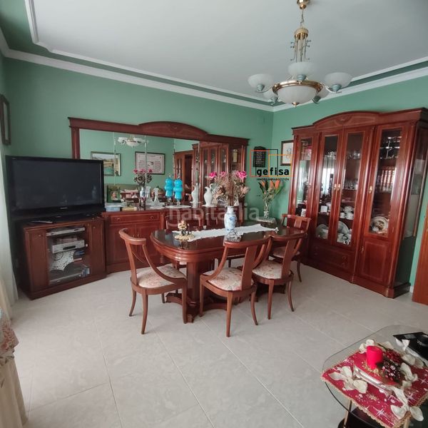 Foto 91668e74-769c-4ca4-8eb1-fc8f2d50e847. Casa  en venta en centro salud, 7 dormitorios. en Valdepeñas