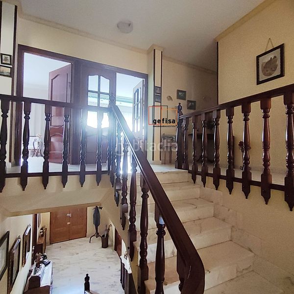 Foto c0aed0cd-267a-4f47-8b9f-b1d6b81b5823. Casa  en venta en centro salud, 7 dormitorios. en Valdepeñas