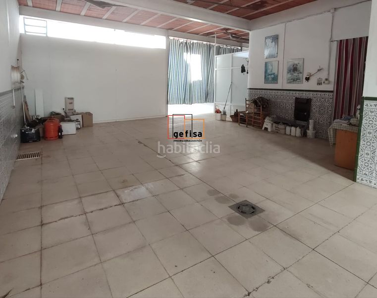 Foto dd9045c5-f4f2-49a2-b92a-4265f7c11ab9. Casa  en venta en centro salud, 7 dormitorios. en Valdepeñas