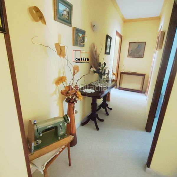 Foto f0afa4fb-dc14-4ab0-9456-d9890143219a. Casa  en venta en centro salud, 7 dormitorios. en Valdepeñas