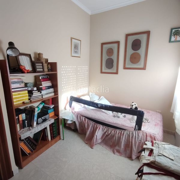Foto f3333f64-8ac4-4260-a38d-b520ad808f93. Casa  en venta en centro salud, 7 dormitorios. en Valdepeñas