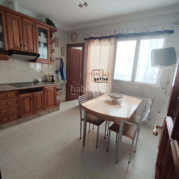 Foto f37c496d-1087-4990-85ce-a9a6914c8676. Casa  en venta en centro salud, 7 dormitorios. en Valdepeñas