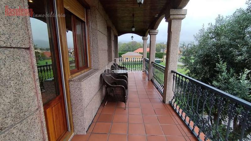 Foto c4e18593-4d47-4747-9cb2-afd9f8785e0c. Chalet amplio chalet de piedra en Tomiño