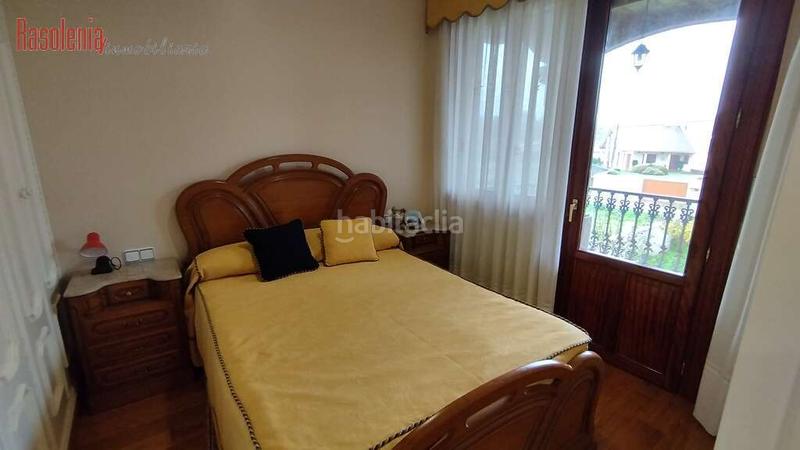 Foto fb8d0413-f314-4089-8d1f-48429968d9c1. Chalet amplio chalet de piedra en Tomiño