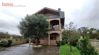 Xalet  Vidancelle. Amplio chalet de piedra en tomio