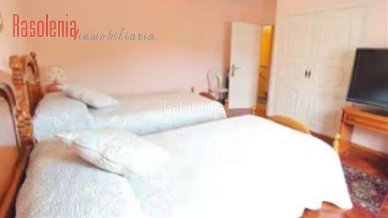 Foto be322ad7-1088-4a02-aa8a-77a32b44c9a0. Xalet amb calefacció aparcament piscina a Perillo Oleiros