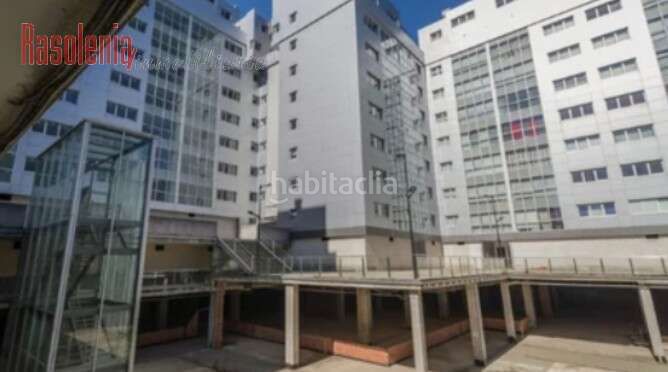 Foto cd35a241-dcb1-4a2e-8620-f472f926e68c. Aparcament cotxe a Alto del Castaño Narón