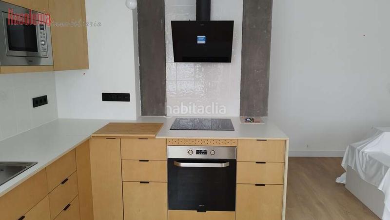 Foto 4c9ebf9c-59a5-4c0a-acdd-d86eda6ddfab. Flat with heating in Plaza Independencia Vigo