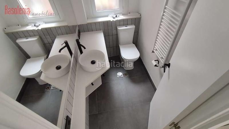 Foto db569a07-ee1b-4d93-a8ab-47a5c50a2f70. Flat with heating in Plaza Independencia Vigo