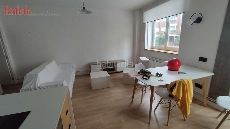 Foto ff000d9b-3bf8-4527-91ad-c67c7c240bdf. Flat with heating in Plaza Independencia Vigo