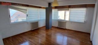 Pis  Avenida de oza. Os castros , 3 habitaciones