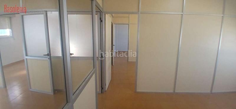 Foto 4b3a154b-ea6c-4224-b37d-d5e037bc1880. Rent office space in gutemberg 5 in Vioño Coruña (A)