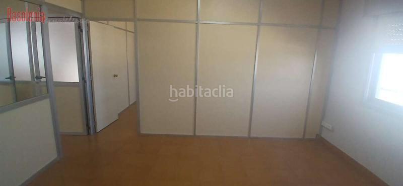 Foto 89719f44-7bf2-4618-9142-fccce21bdc81. Rent office space in gutemberg 5 in Vioño Coruña (A)