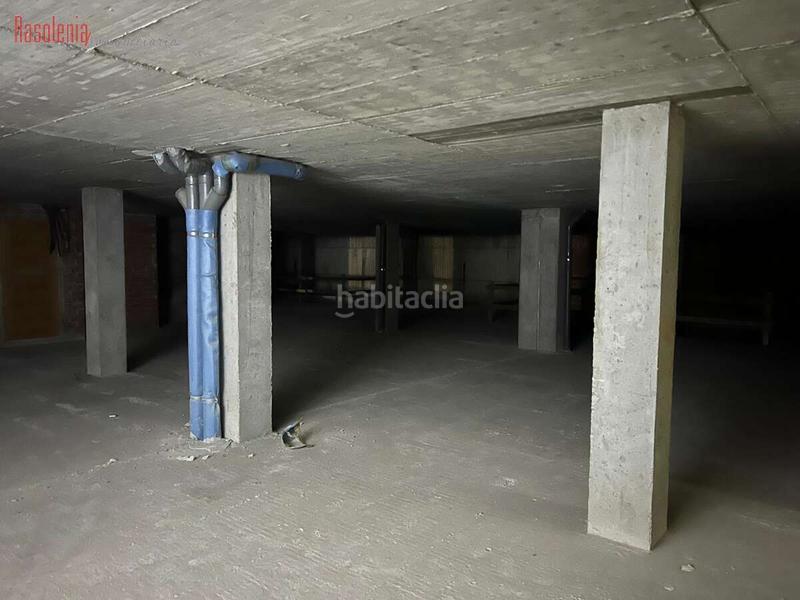Foto 16eba3ac-dc74-4e0e-9714-fe12d4032312. Local comercial en castela 289 venta de oficina en carretera estrada castela n 289 a coruña en Narón