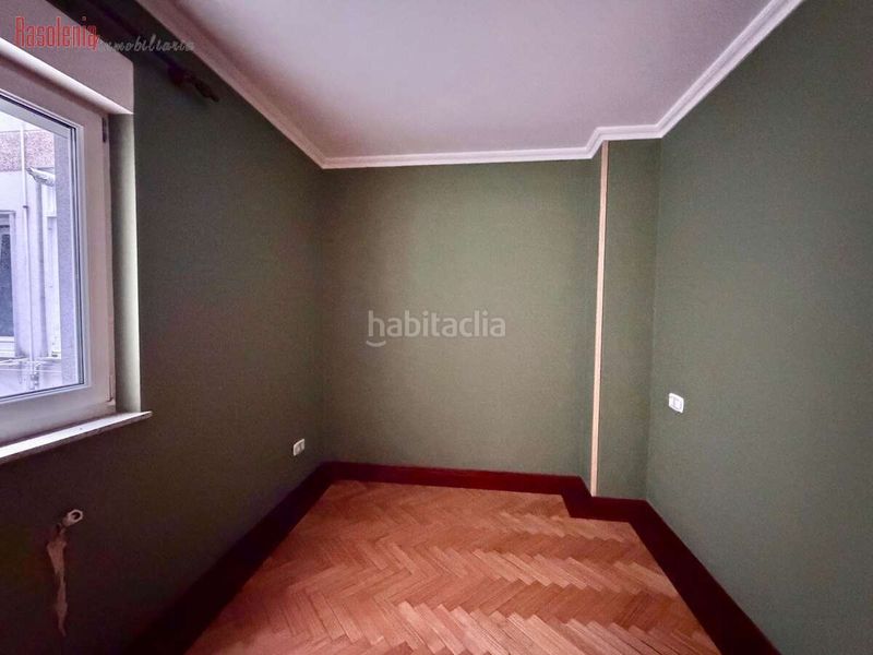 Foto 1f4b02a9-aac6-45c7-8458-f487e1e59b18. Dúplex a clemente m. pasaron 18 a Ribadeo