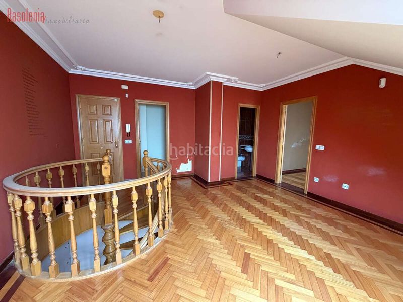 Foto 3d3f467e-cf11-45ae-a44a-1ce16ed919a9. Dúplex a clemente m. pasaron 18 a Ribadeo