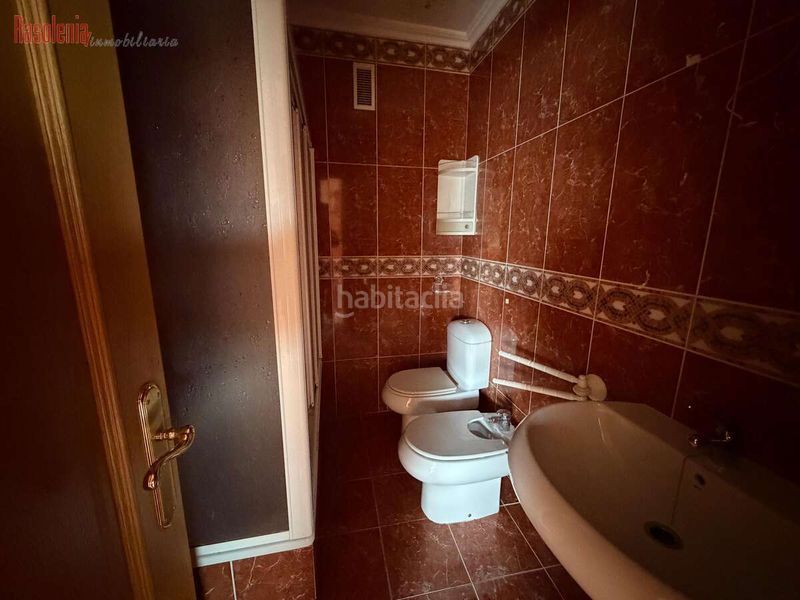 Foto 74732230-8be9-4228-8052-279b8e758d6e. Dúplex a clemente m. pasaron 18 a Ribadeo