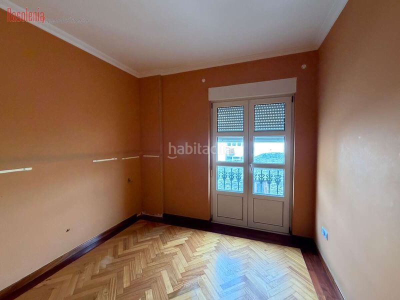 Foto 9aaa68ed-e9c6-42d1-bcb9-aed8b77c4a16. Dúplex a clemente m. pasaron 18 a Ribadeo