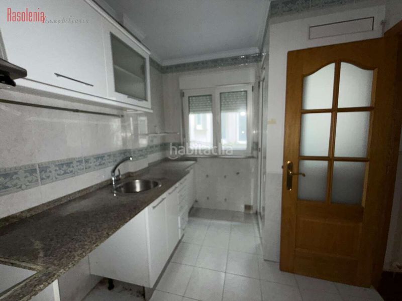 Foto c9fd8eb3-52aa-4d0f-8be8-25e6d67e5323. Dúplex a clemente m. pasaron 18 a Ribadeo