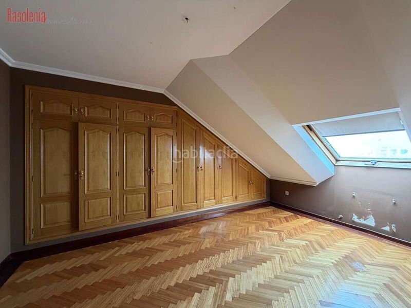 Foto ff92e214-1881-45c6-8276-b2aaaa3642e9. Dúplex a clemente m. pasaron 18 a Ribadeo