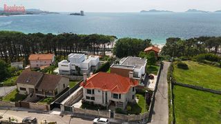 Chalet à Salgeuiral sn. Venta chalet en samil, vigo  pontevedra