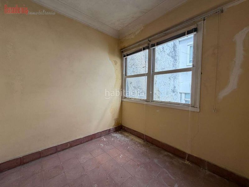 Foto e90b5707-88bf-4735-a924-f363aba10257. Casa a real 44 a Centro Ferrol