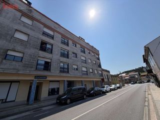 Appartement à O pontellon 77. Venta de 5 apartamentos en calle o pontellon nº 77 boiro a coruñ