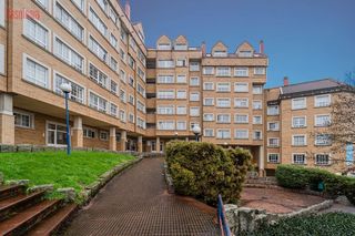 Apartament a Miguel González Garcés 67