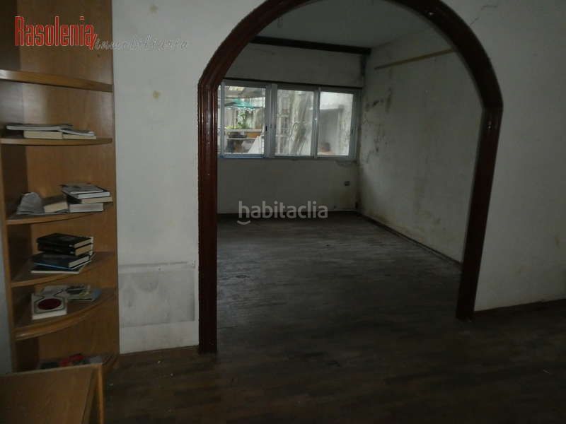 Foto cf0b3716-66b7-4543-93fc-c8e0a3a462bf. Edificio in galera 50 in Ciudad Vieja Coruña (A)