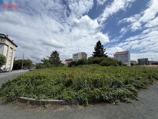 Wohngrundstück in Souto vizoso 11. Se oferta suelo urbano residencial en calle souto vizoso en naró