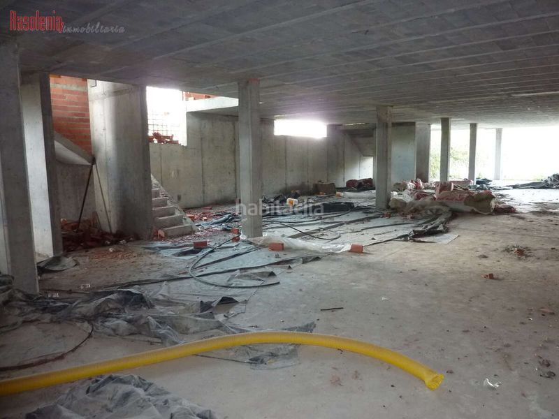 Foto 67091589-d387-41ca-a5de-837802ccde19. Edificio in xunqueira 28 in Aguiño Ribeira