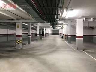 Posto auto in Luis peña novo 8. Venta de plazas de moto en la calle luis peña novo 81012