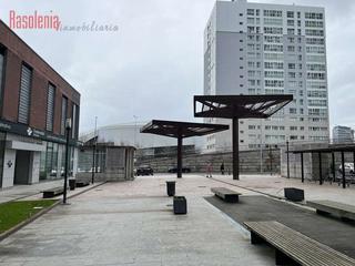 Local commercial à José pascual lópez-cortón 2. Oficinas en venta en matogrande  a coruña