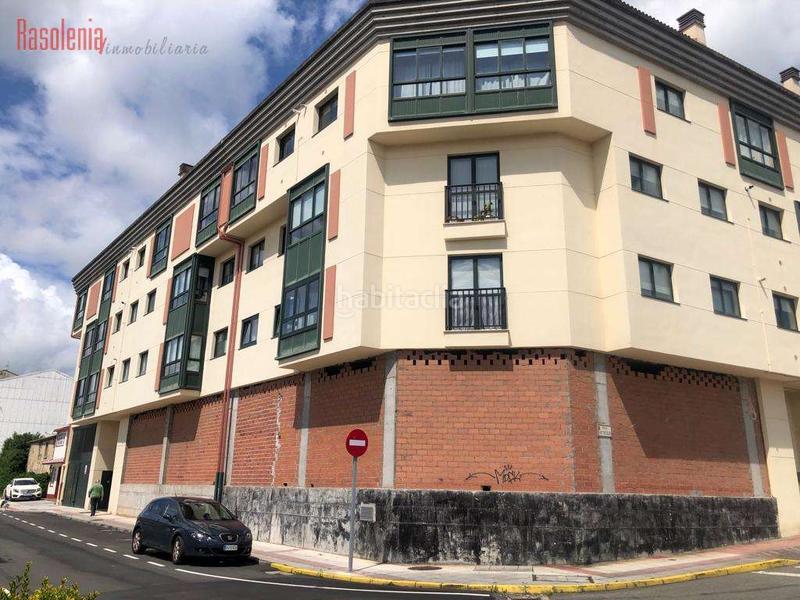 Foto 756c5af6-ba2b-49fa-a5be-bac55138bf1d. Local commercial dans castela 682 dans O Feal - Xubia Narón