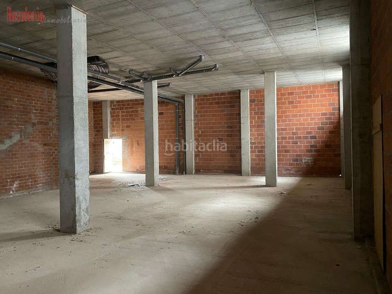 Foto 6a62b792-a7fe-43dc-a326-443aa12b8ea1. Local comercial a paraiso 19 a Carral