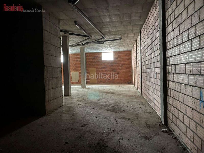 Foto c3dea488-7189-400b-a09c-49e9a5894adf. Local comercial a paraiso 19 a Carral