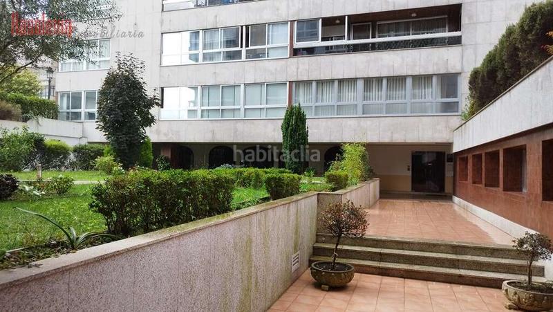 Foto 48523df9-6b1f-48a3-9d9f-3bfaaab1acb6. Local comercial amplio y céntrico local comercial en Vigo