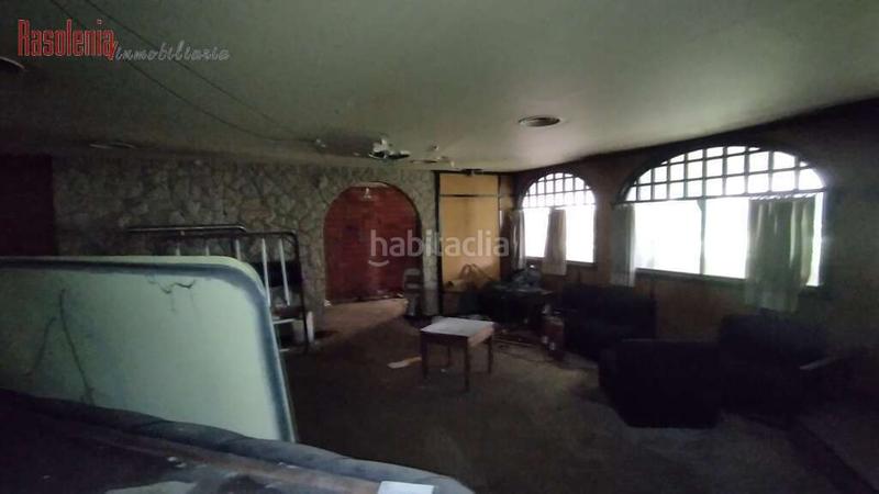 Foto f2b82718-b5a5-4ae0-8166-1a8a88f30392. Local comercial amplio y céntrico local comercial en Vigo