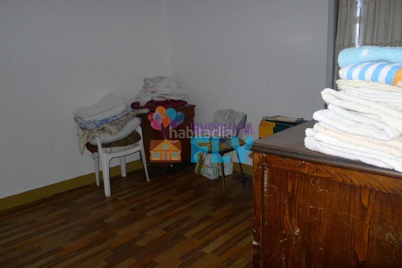 Foto 4f61c238-b01f-4db7-a98a-27be5ba2d9dc. Édifice dans San Rosendo Ourense