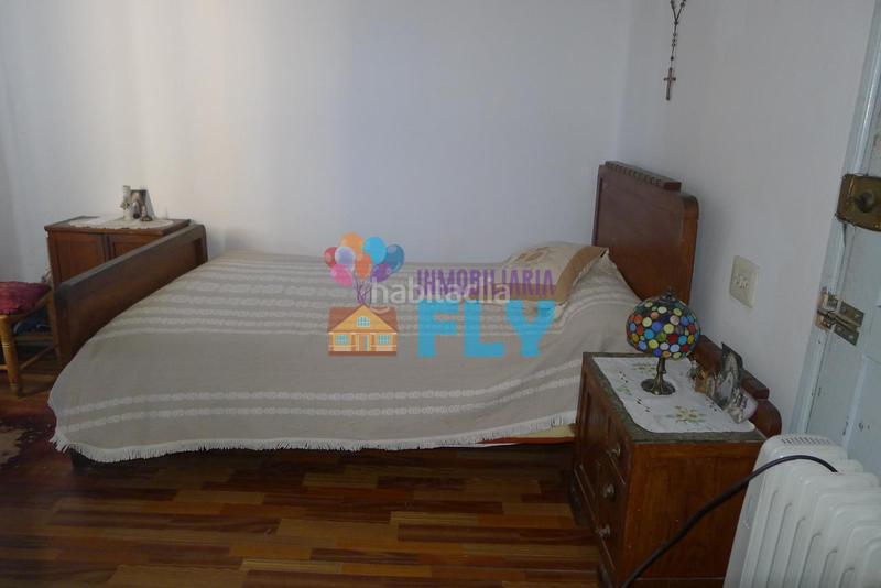 Foto 81411f58-986b-4d14-9250-3a96e6c02862. Edificio en San Rosendo Ourense