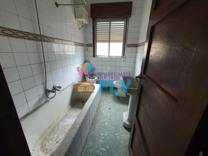 Foto 9e0b4542-9e58-4331-8c61-a19ebc2700c5. Edificio in Ventiun Ourense