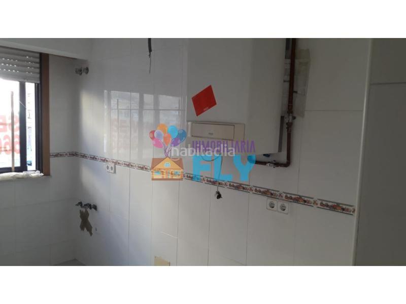 Foto 050e5e73-5c57-40a0-a9e4-9c70820fe0f8. Piso en Centro Ourense