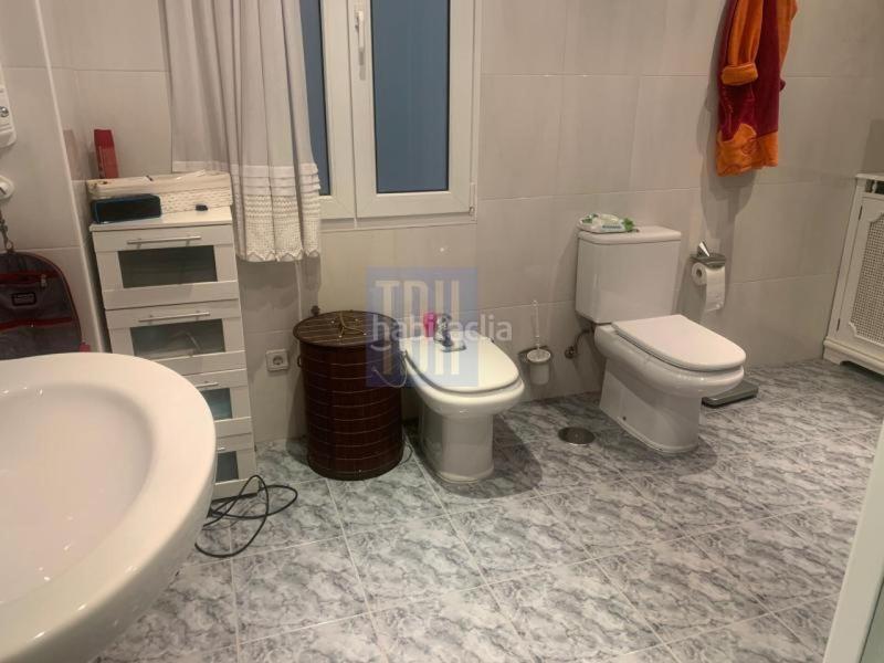 Foto 235693e6-e148-4a3f-9fa0-974c9e02f6b9. Piso en Centro Ourense