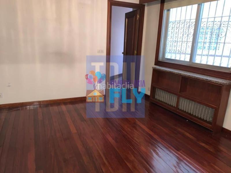 Foto 3c27ae7a-8aa5-499c-9b6b-d8f97ac0be27. Piso en Centro Ourense