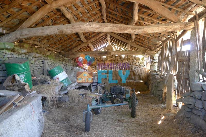 Foto 88913df6-f244-4c50-9fe2-2efbb4187201. House with parking in Vilamarín