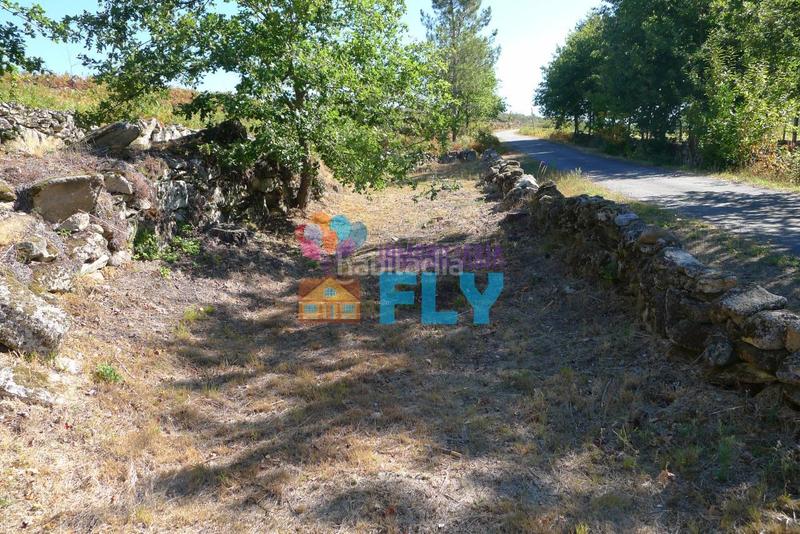 Foto d9c0bd4e-8757-4e71-b3d6-18840b6934e5. House with parking in Vilamarín