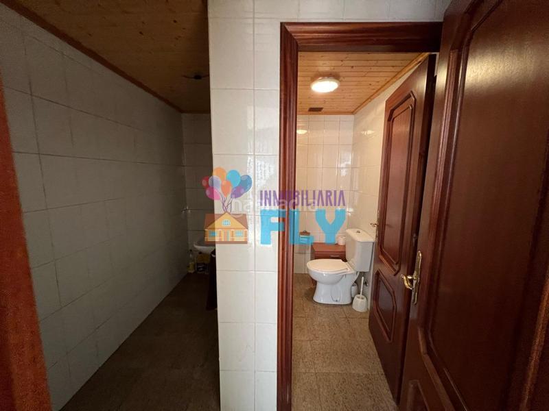 Foto 1aa93263-3925-4119-b01a-1cd51e765a51. Casa amb calefacció aparcament piscina a Barrocanes Ourense